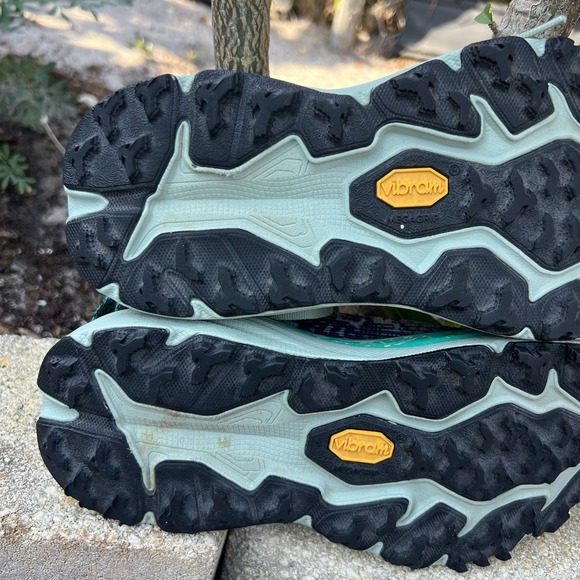 Hoka Speedgoat 6 Womens 6.5 B Trail Running Hiking Shoes Vibram 1147811 BLVR - Picture 8 of 10